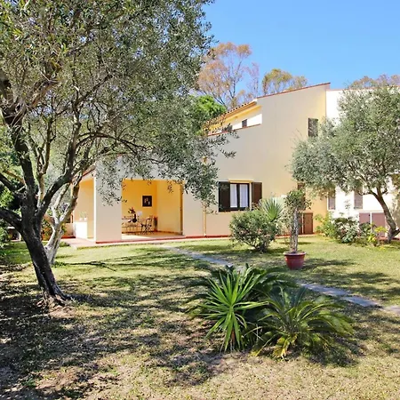 On Costa Rei Near White Beaches * 蒙特奈